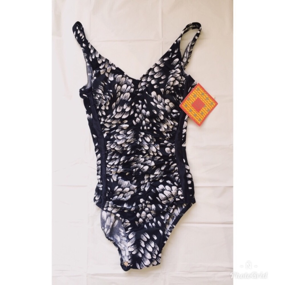*NEW PALM POINT INE PIECE SWIMMING SUIT SIZE10